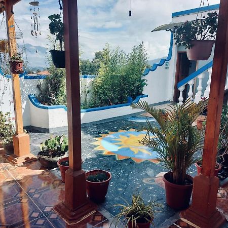 Hostal Chasqui โอตาวาโล ภายนอก รูปภาพ