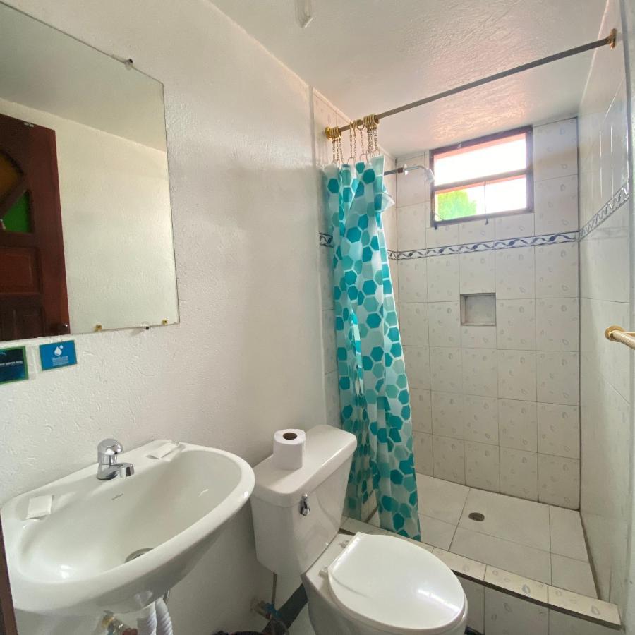 Hostal Chasqui โอตาวาโล ภายนอก รูปภาพ