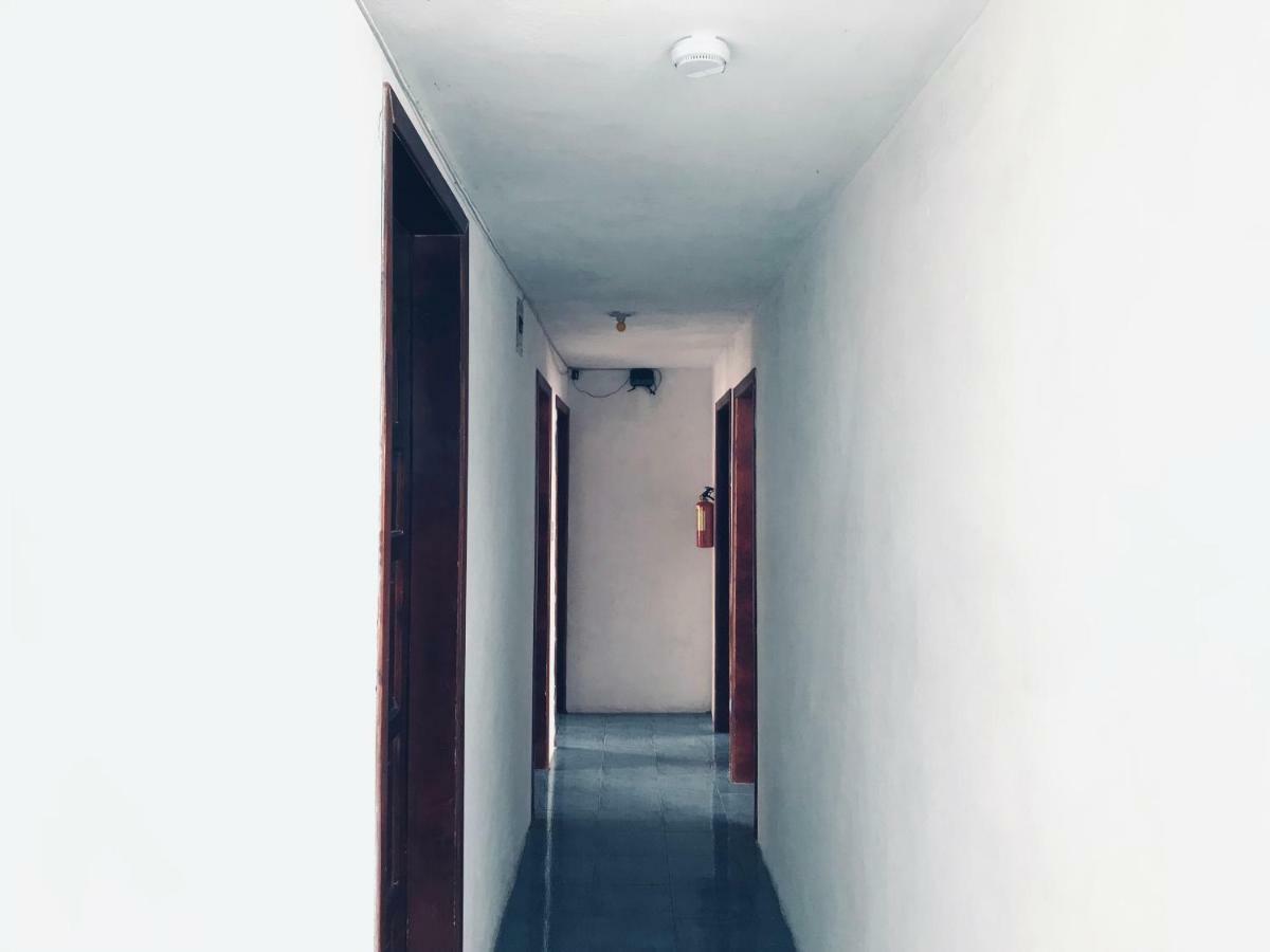 Hostal Chasqui โอตาวาโล ภายนอก รูปภาพ
